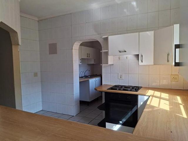 2 Bedroom Townhouse in Uvongo Beach