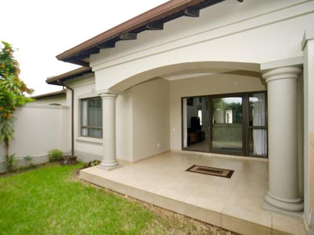 2 Bedroom Townhouse in Umhlali Golf and Country Estate