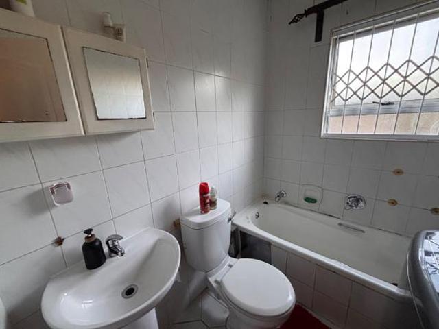 2 Bedroom Townhouse in Vaal Park