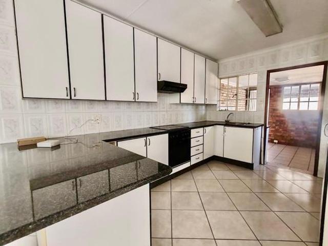 2 Bedroom Townhouse in Vaal Park