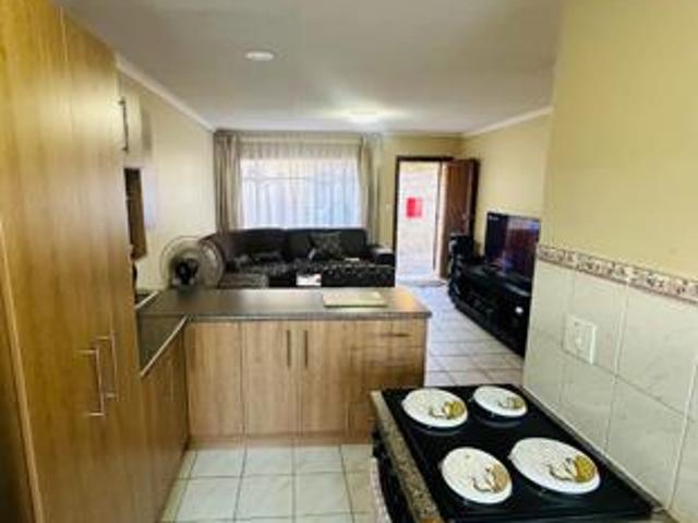 2 Bedroom Townhouse in Vanderbijlpark CW3