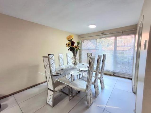 2 Bedroom Townhouse in Vanderbijlpark CE3