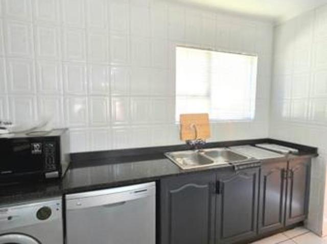 2 Bedroom Townhouse in Vanderbijlpark SW
