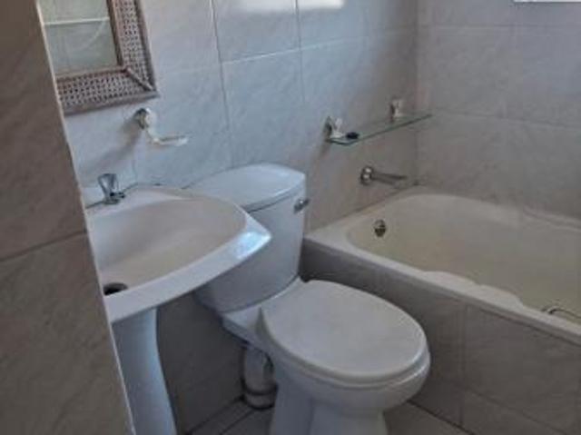 2 Bedroom Townhouse in Vanderbijlpark SE