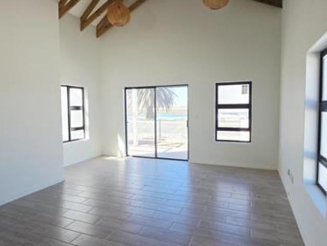 2 Bedroom Townhouse in Velddrif