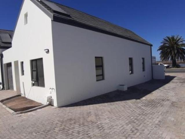 2 Bedroom Townhouse in Velddrif