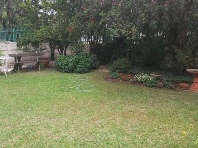 2 Bedroom Townhouse in Vereeniging Central