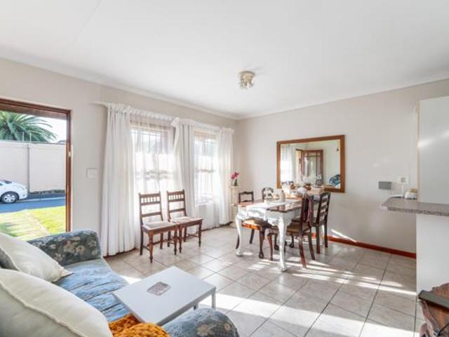 2 Bedroom Townhouse in Vredenberg