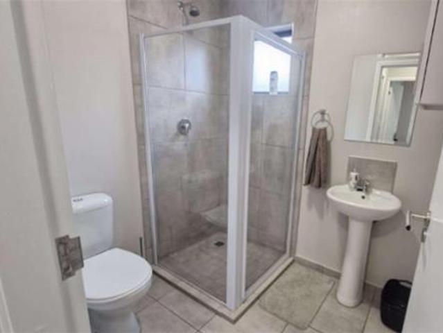 2 Bedroom Townhouse in Waterfall