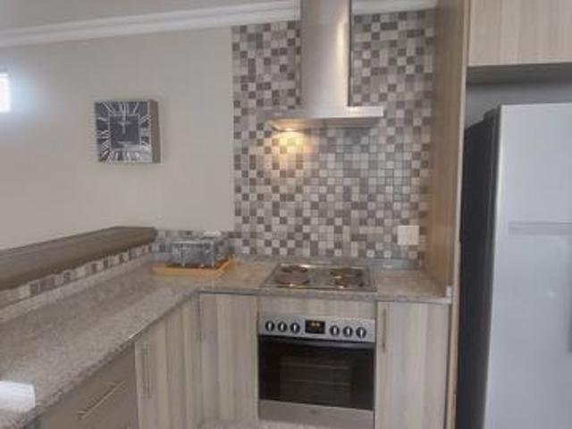 2 Bedroom Townhouse in Waterkloof Ridge