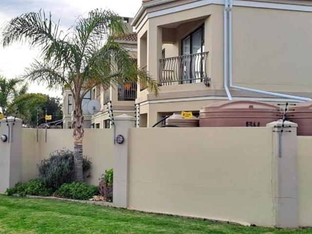 2 Bedroom Townhouse in Wavecrest