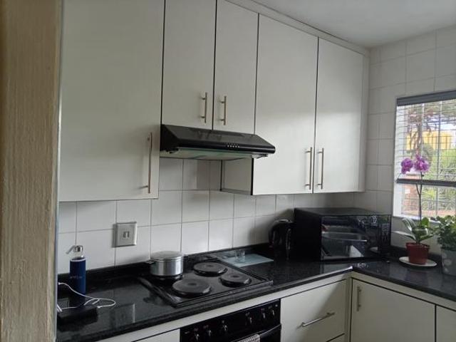 2 Bedroom Townhouse in Weltevreden Park
