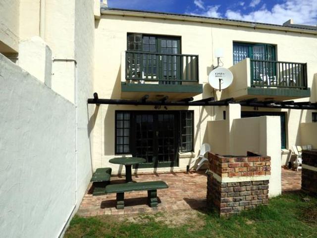2 Bedroom Townhouse in West Bank