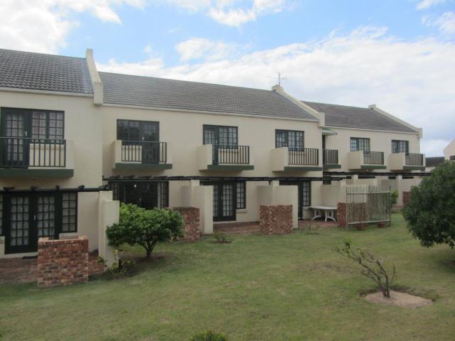 2 Bedroom Townhouse in West Beach