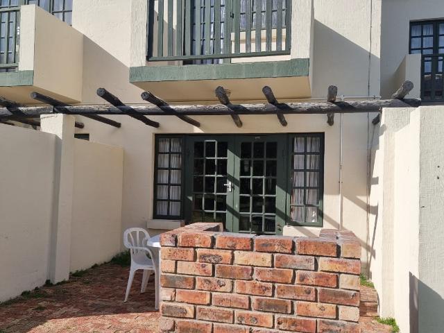 2 Bedroom Townhouse in West Beach