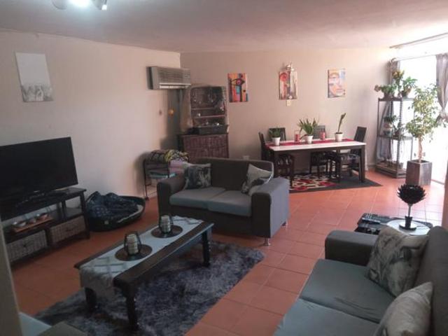 2 Bedroom Townhouse in Westdene