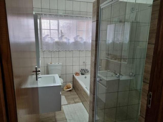 2 Bedroom Townhouse in White River