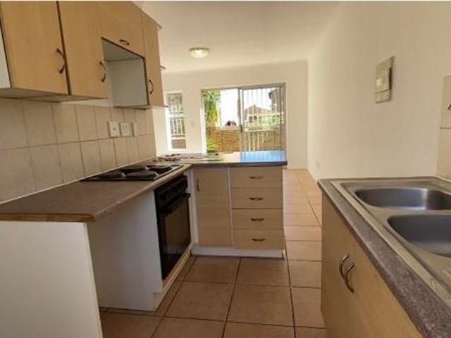 2 Bedroom Townhouse in Wilgeheuwel