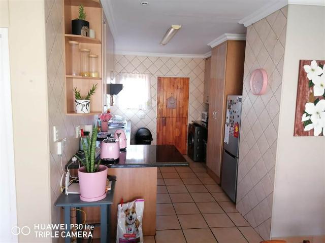 2 Bedroom Townhouse in Willow Park Manor