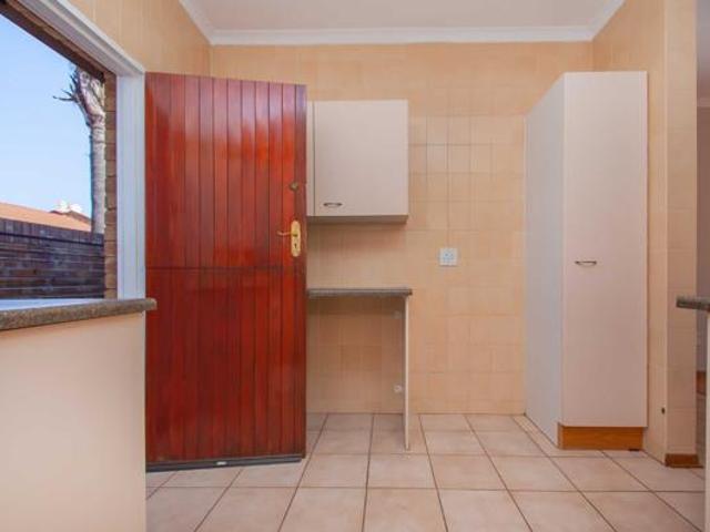 2 Bedroom Townhouse in Wilro Park