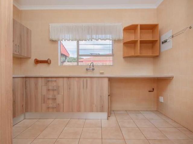 2 Bedroom Townhouse in Wilro Park