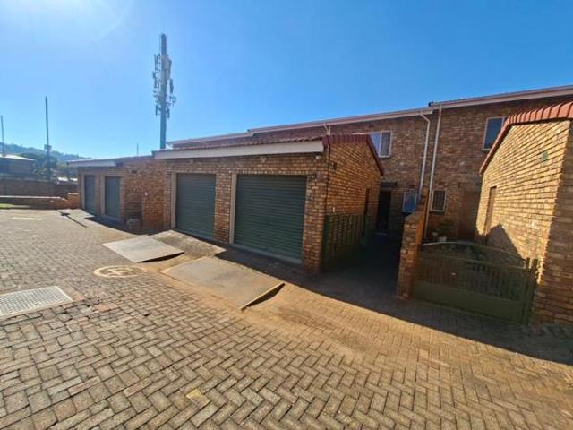 2 Bedroom Townhouse in Wilro Park