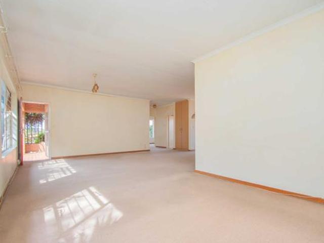 2 Bedroom Townhouse in Wilro Park