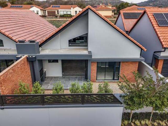 2 Bedroom Townhouse in Xanadu