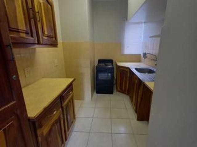 2 Bedroom Townhouse in Zwartkop