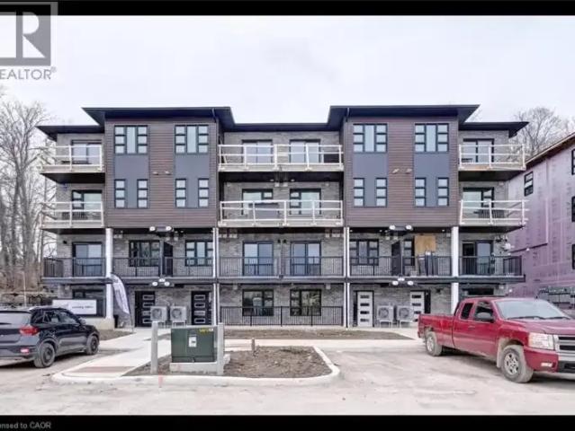 2 Bedroom Townhouse Kitchener ON 96519560