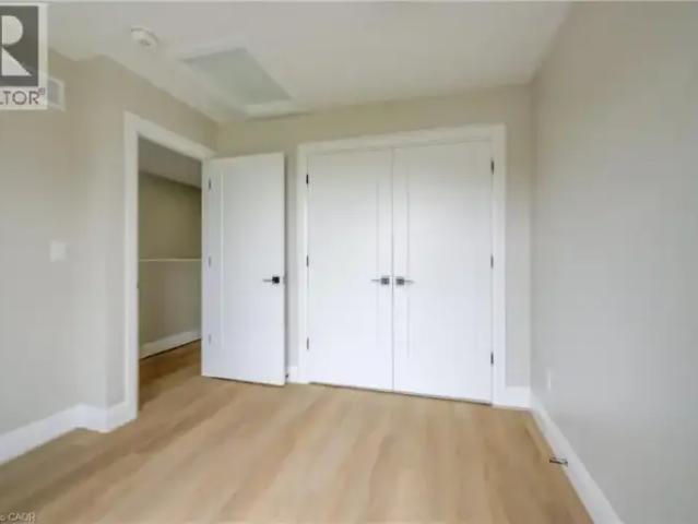 2 Bedroom Townhouse Kitchener ON 103091639