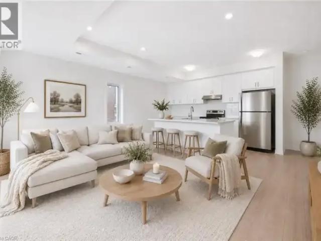 2 Bedroom Townhouse Kitchener ON 103380046
