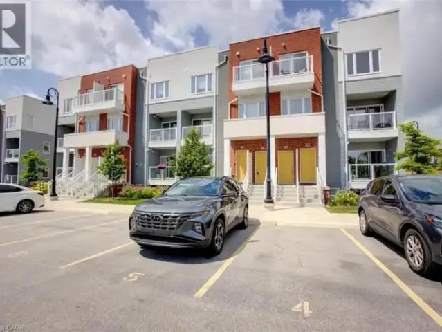 2 Bedroom Townhouse Kitchener ON 104106788
