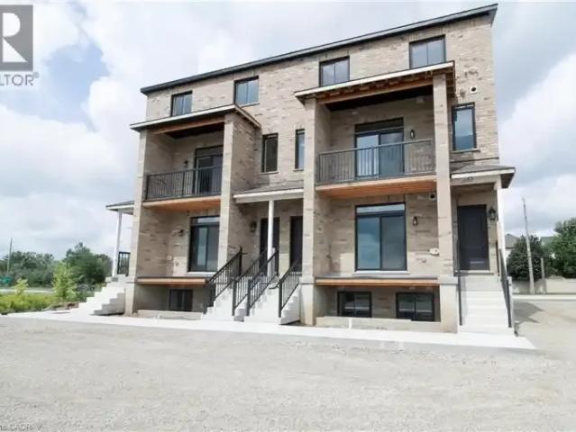 2 Bedroom Townhouse Kitchener ON 105581129