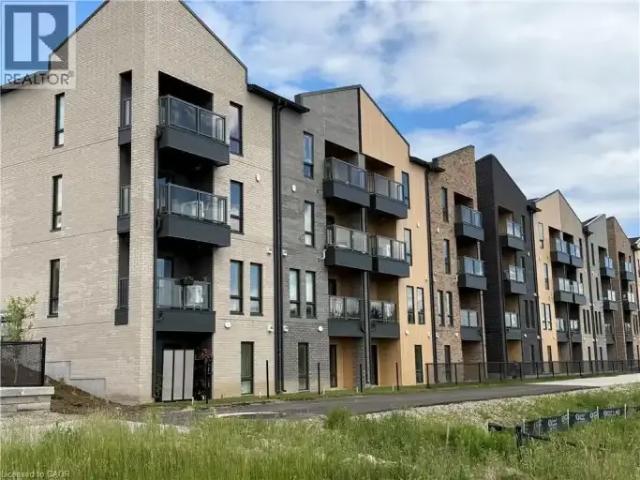2 Bedroom Townhouse Kitchener ON 105151088