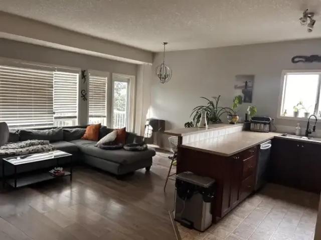 2 Bedroom Townhouse Langdon AB LS104986132