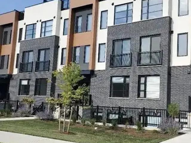 2 Bedroom Townhouse London ON 104179231