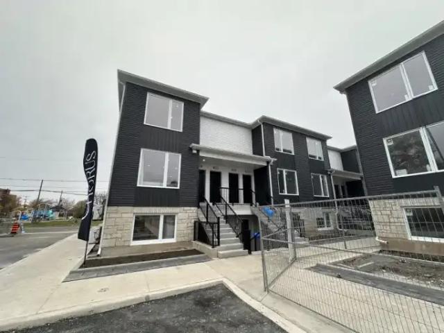 2 Bedroom Townhouse Port Colborne ON LS96430913