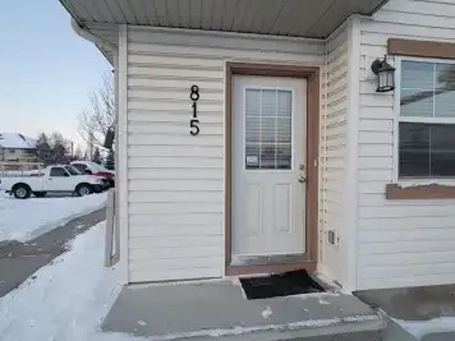 2 Bedroom Townhouse Red Deer AB 102915093
