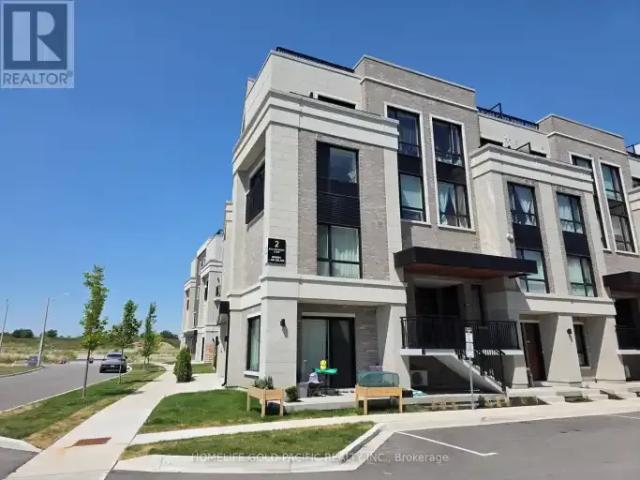 2 Bedroom Townhouse Richmond Hill ON 104864330