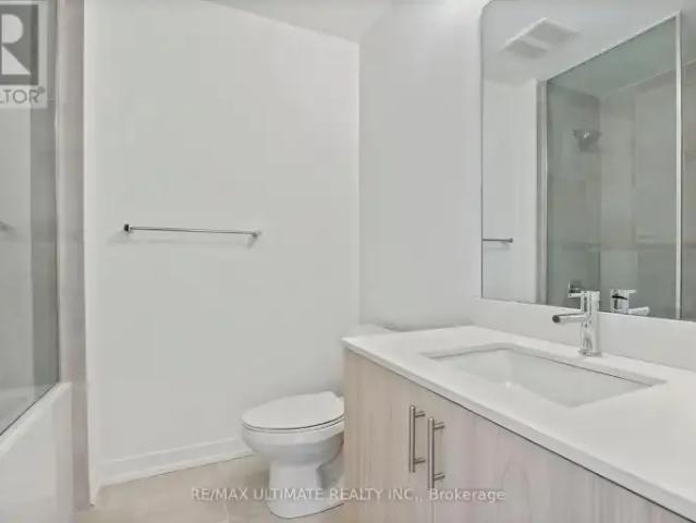 2 Bedroom Townhouse Richmond Hill ON 102794969