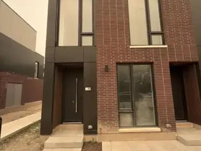 2 Bedroom Townhouse St. Catharines ON 105072048