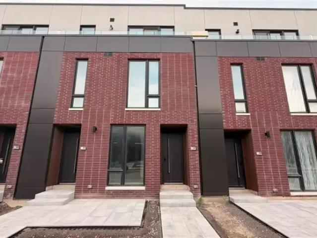 2 Bedroom Townhouse St. Catharines ON 105088022