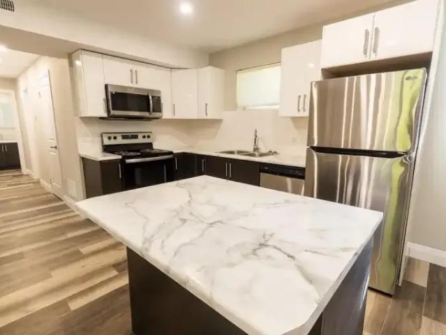 2 Bedroom Townhouse St. Catharines ON 100084155