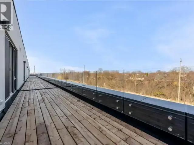 2 Bedroom Townhouse St. Catharines ON 101090337