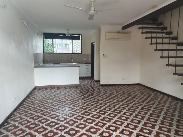 2 Bedroom Townhouse Steps Away from Casuarina Square!