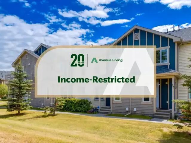 2 Bedroom Townhouse Strathmore AB LS100147687