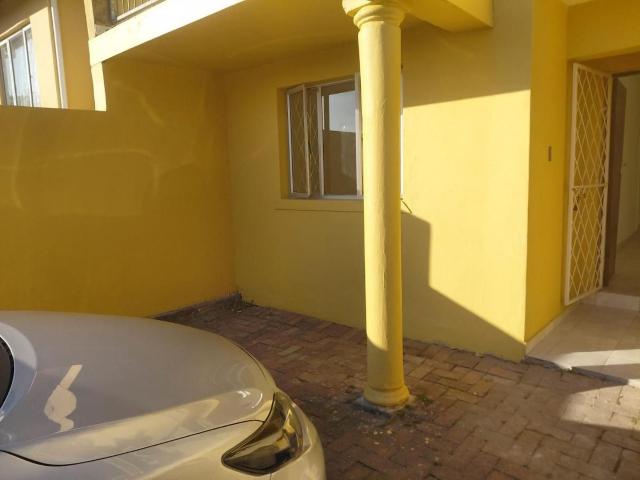 2 Bedroom townhouse sectional to rent in Greenwood Park, Durban