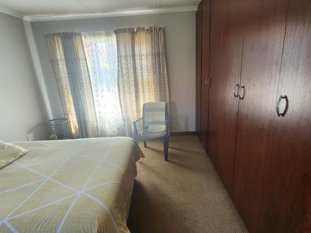2 Bedroom townhouse sectional for sale in Willow Park Manor, Pretoria