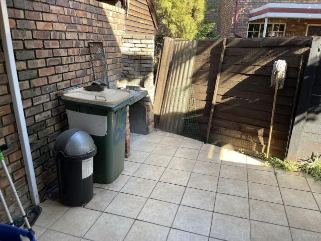 2 Bedroom townhouse sectional for sale in Kilner Park, Pretoria
